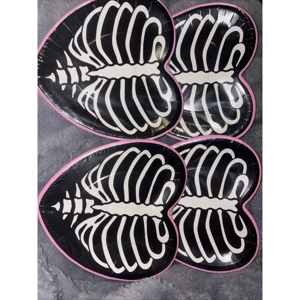 Heart Shaped Halloween Skeleton Ribcage Paper Plates 7